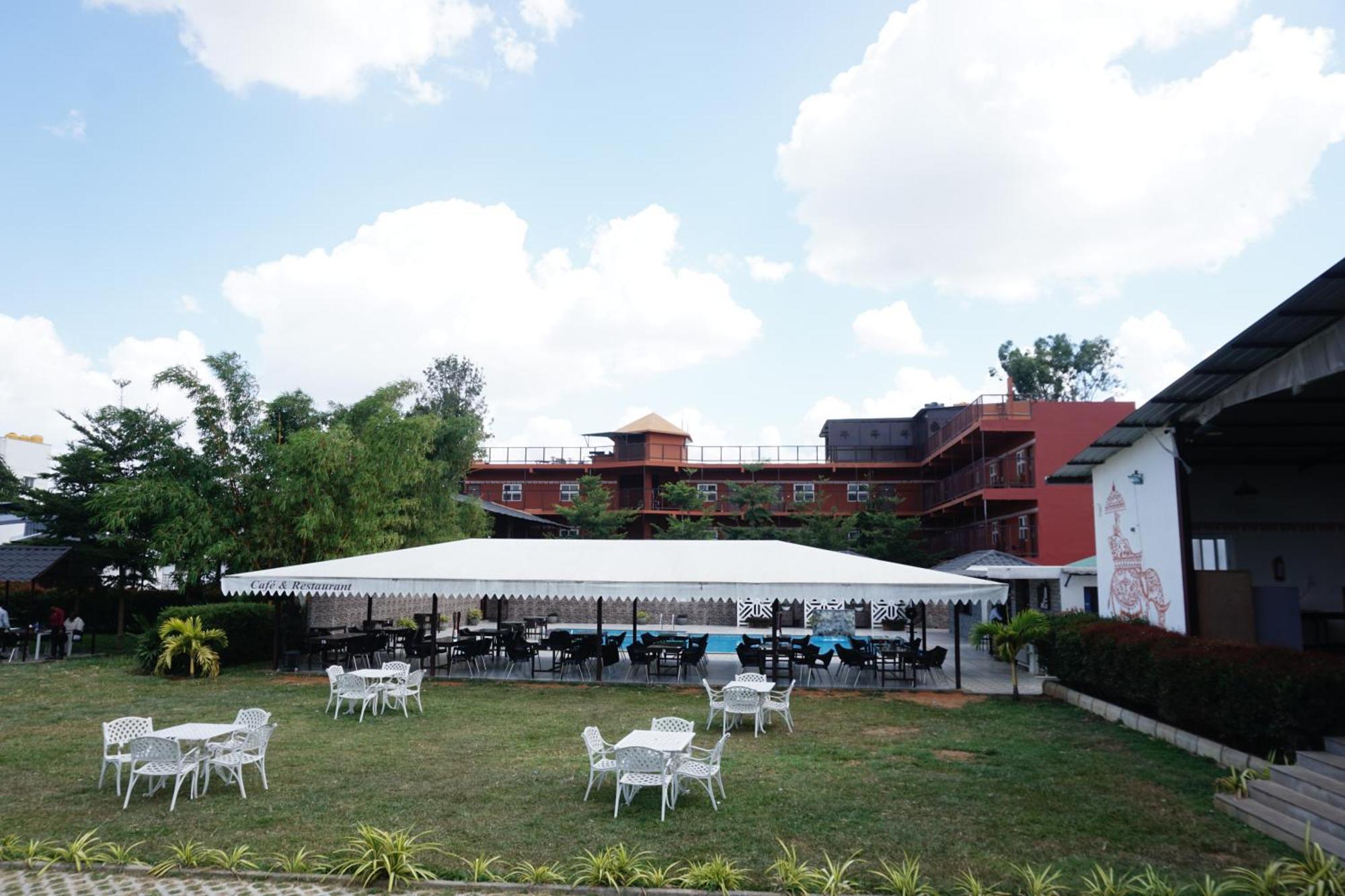 Vistar Resort & Hotels Kammasandra Exterior foto