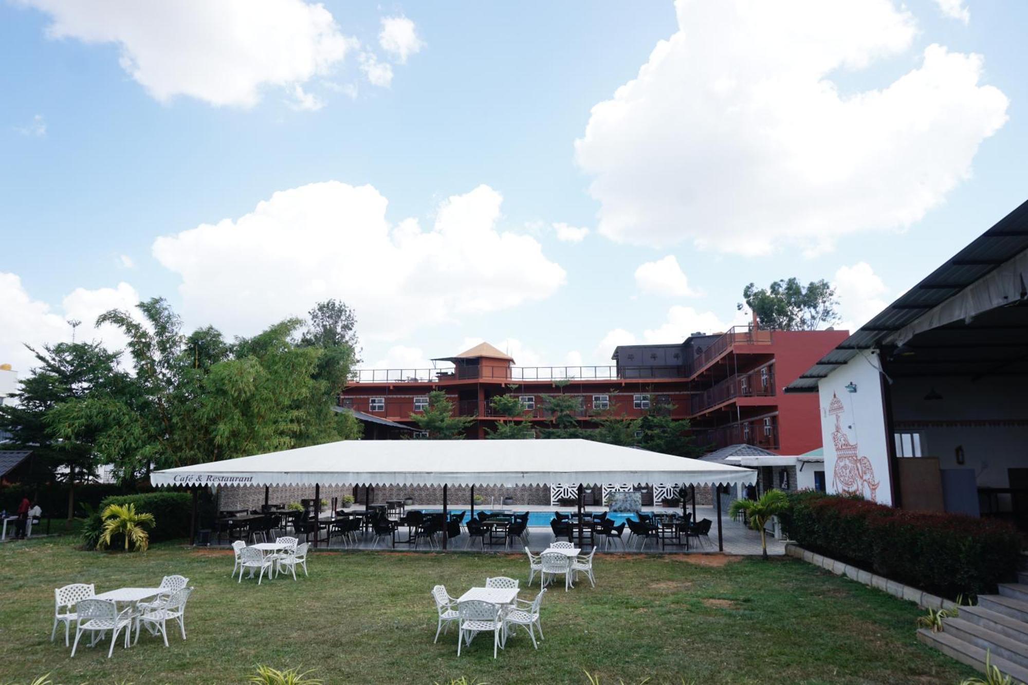 Vistar Resort & Hotels Kammasandra Exterior foto
