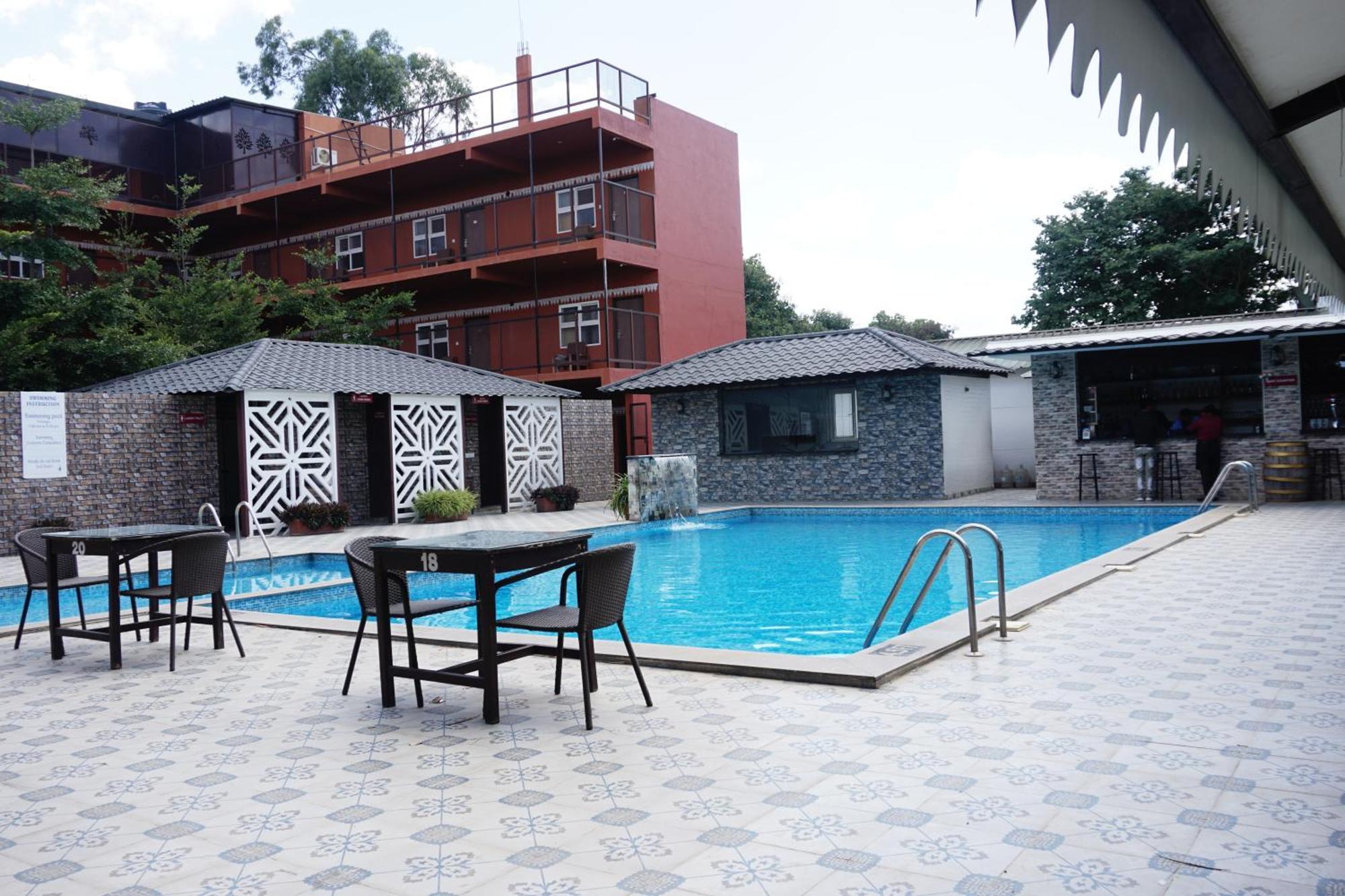 Vistar Resort & Hotels Kammasandra Exterior foto